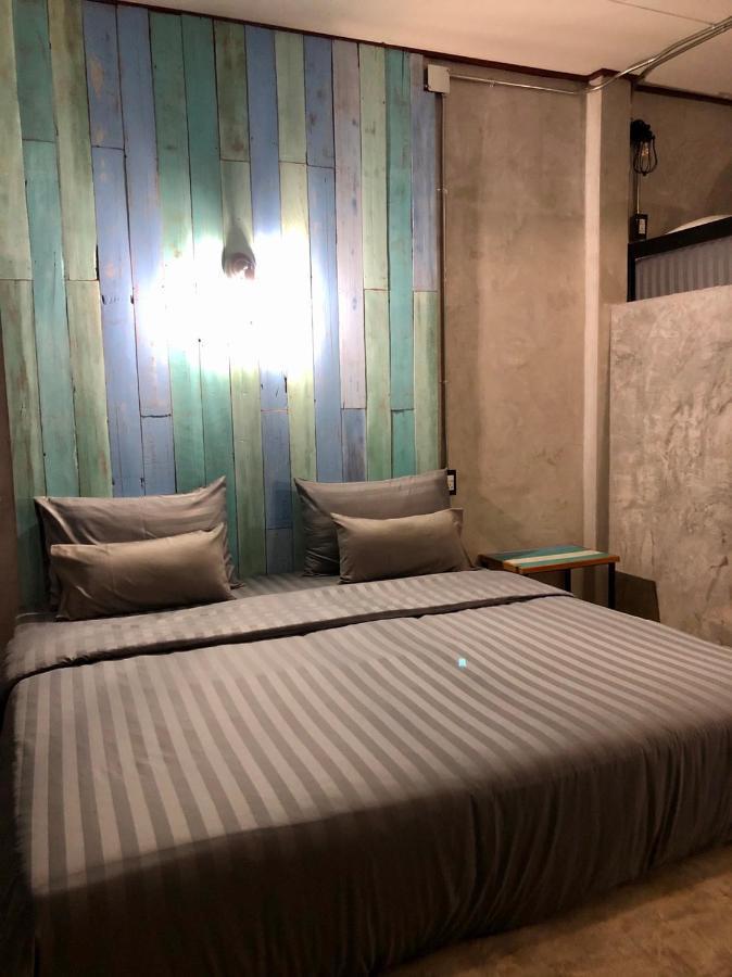 Samanta By The Sea (Adults Only) Hotel Koh Larn Phòng bức ảnh